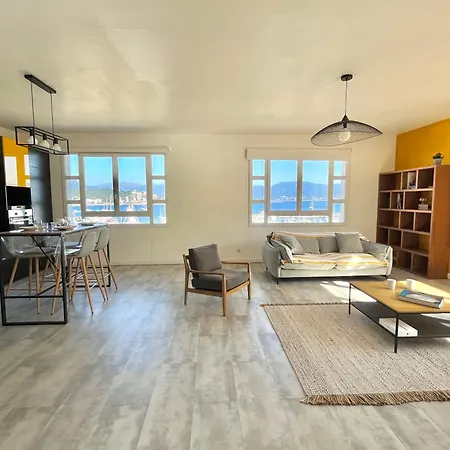 Apartment Centre Cours Napoleon Ajaccio