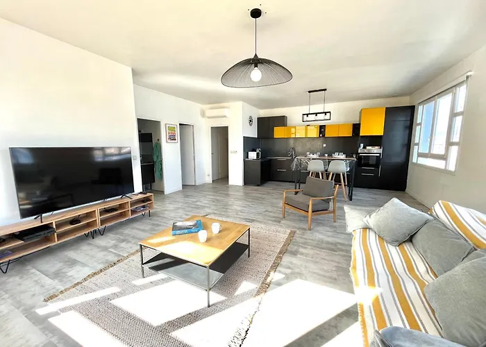 Appartement Centre Cours Napoleon *