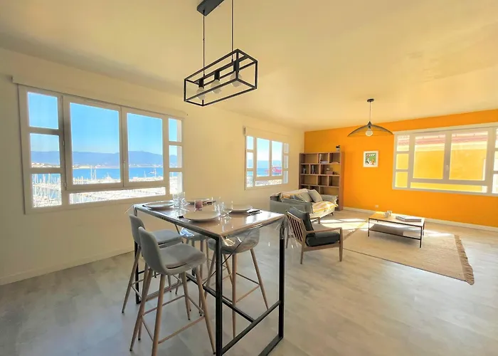 Appartement Centre Cours Napoleon Ajaccio (Corsica)